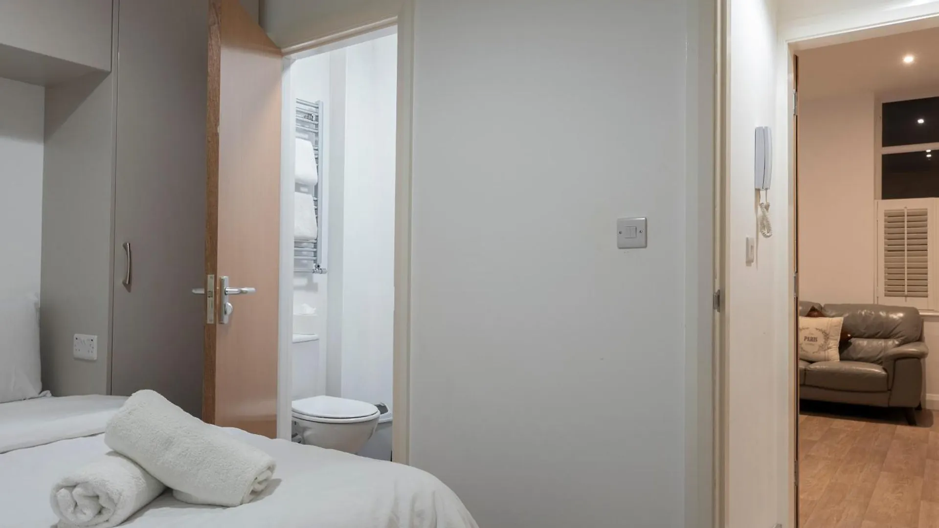 Boutique Belfast Apartment For 2