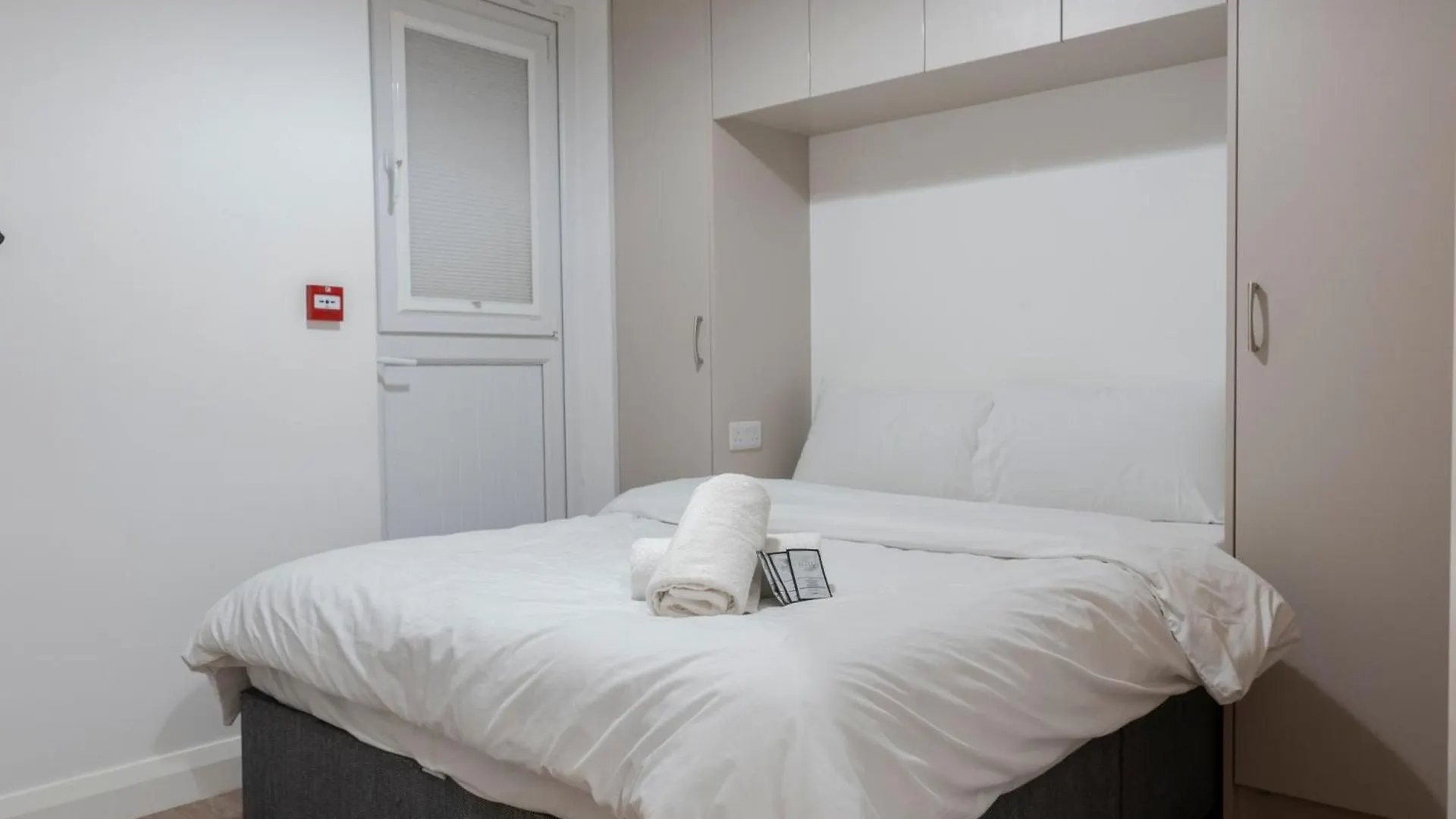 Boutique Belfast Apartment For 2 0*,  Reino Unido
