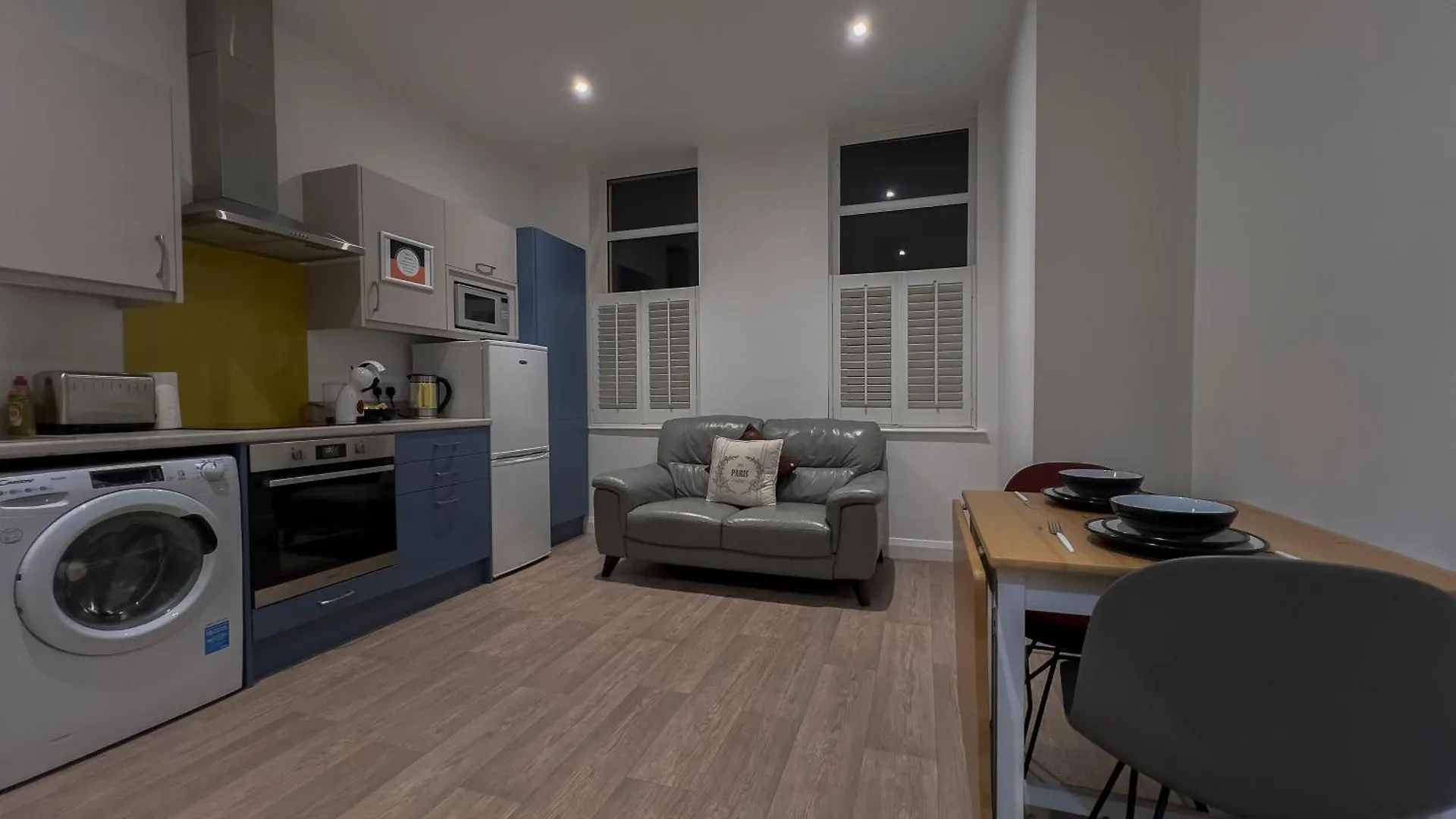 Boutique Belfast Apartment For 2